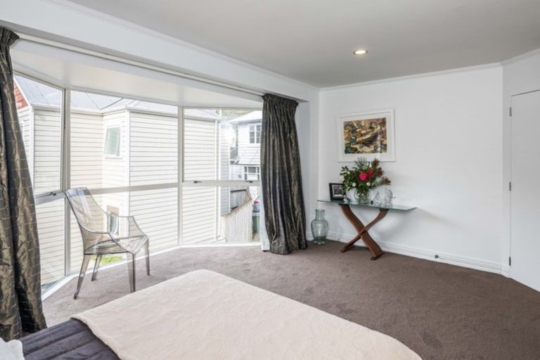 Photo of property in 1/14c Glenmore Street, Thorndon, Wellington, 6011