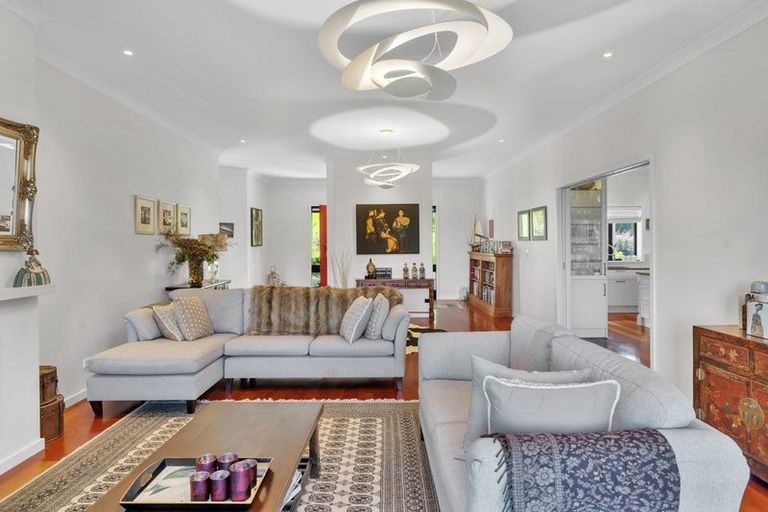 Photo of property in 36 Hoeke Road, Carrington, Carterton, 5791