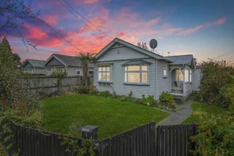 Photo of property in 4 Lionel Street, Avonside, Christchurch, 8061