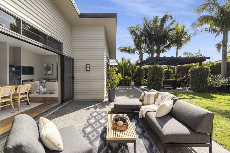 Photo of property in 35 Bellbird Rise, Pyes Pa, Tauranga, 3112