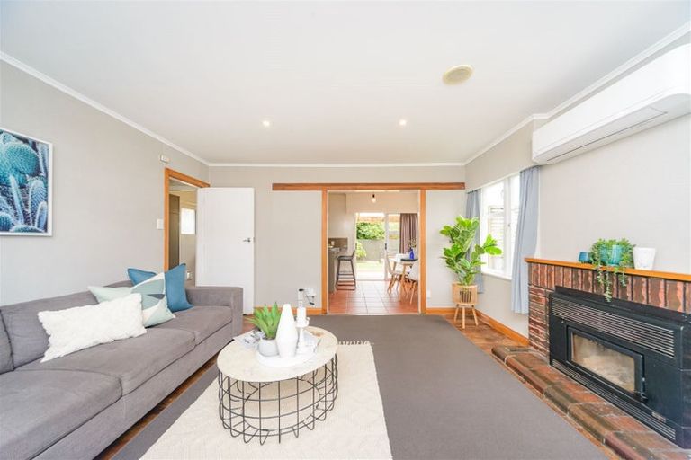 Photo of property in 19 Winchester Street, Awapuni, Palmerston North, 4412