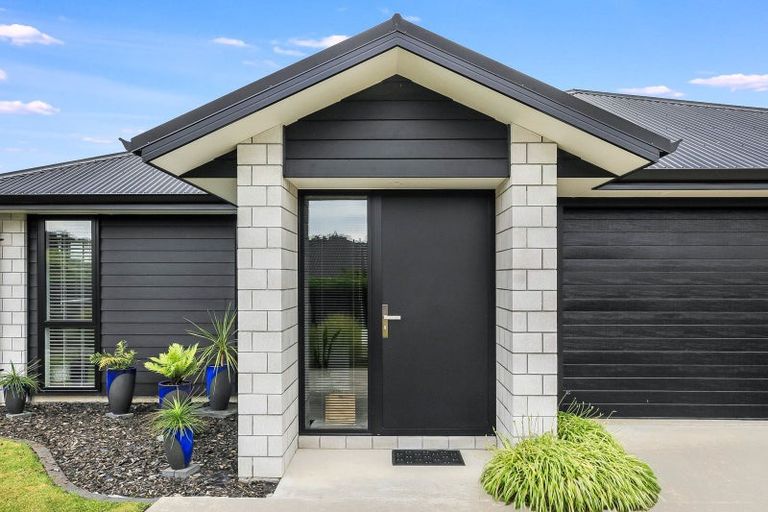 Photo of property in 15 Windermere Drive, Te Awamutu, 3800