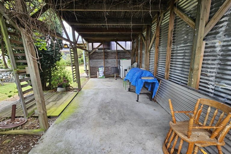 Photo of property in 9 Arthur Road, Owaka, 9585