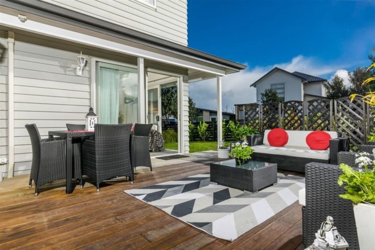 Photo of property in 7 Waiarohia Place, Hobsonville, Auckland, 0616