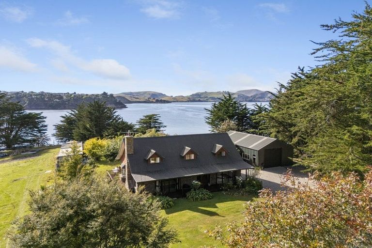 Photo of property in 20 Clyde Street, Roseneath, Port Chalmers, 9023