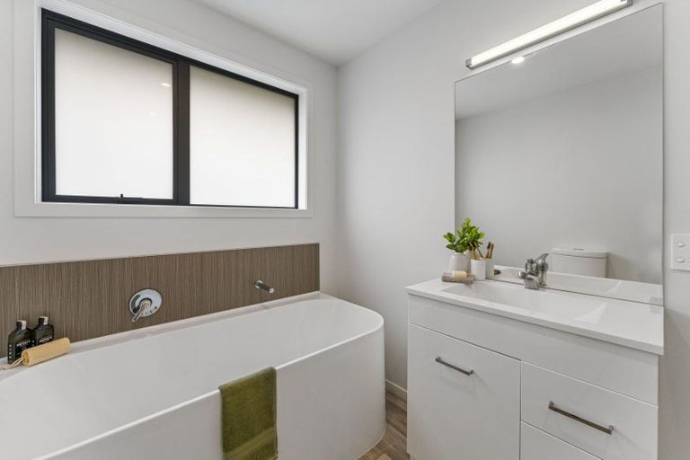 Photo of property in 78 Huka Heights Drive, Rangatira Park, Taupo, 3330