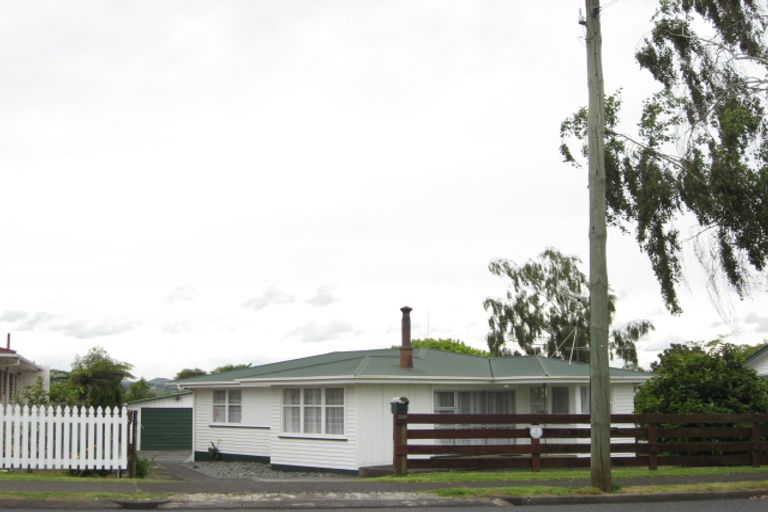 Photo of property in 164 Queen Street, Pukekohe, 2120