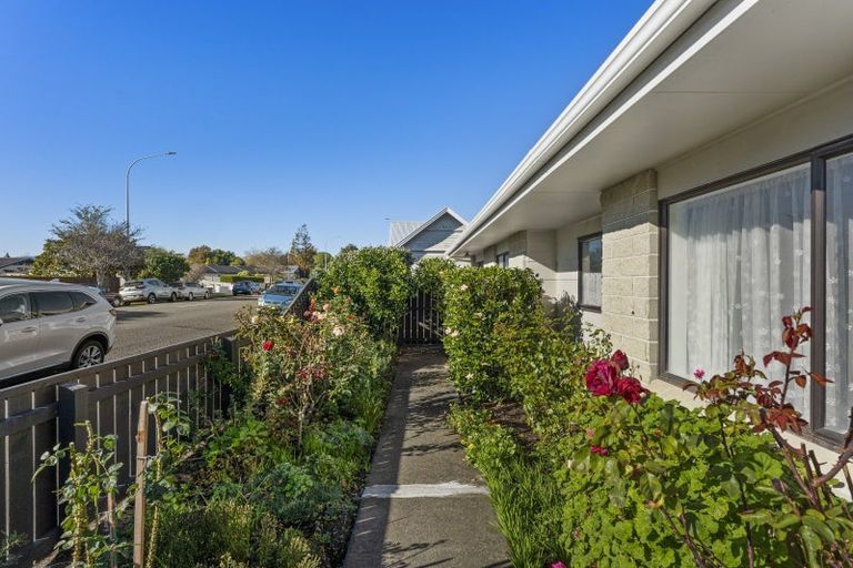 Photo of property in 54 Russell Street, Palmerston North, 4414
