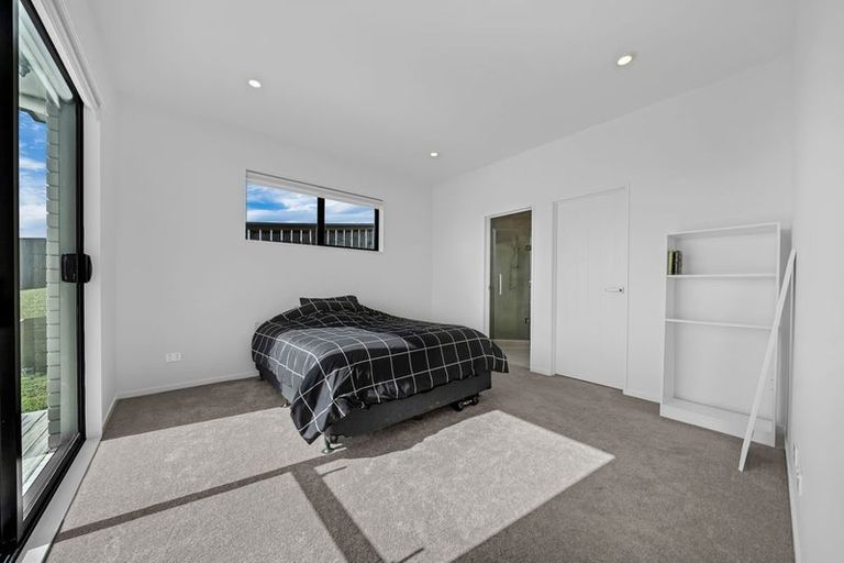 Photo of property in 14 Piedmonte Avenue, Pokeno, 2402