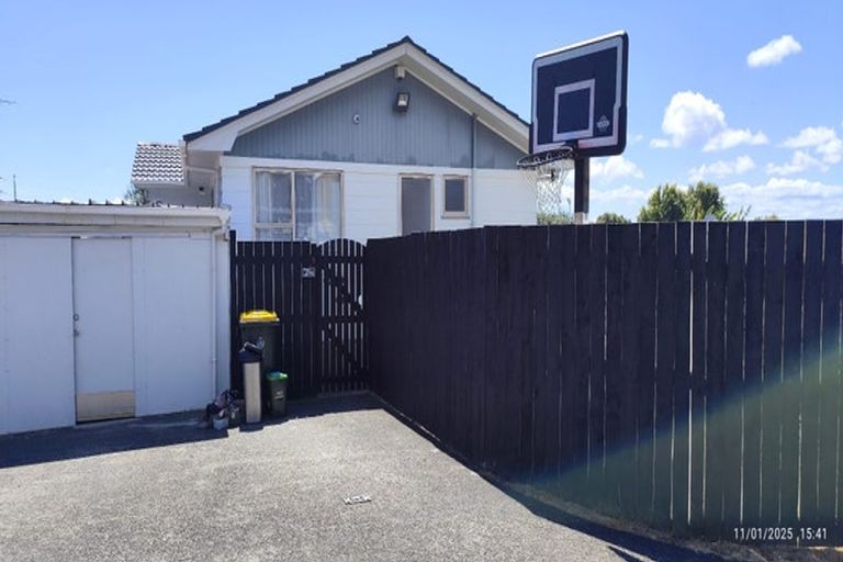 Photo of property in 1/9 Charntay Avenue, Clover Park, Auckland, 2019