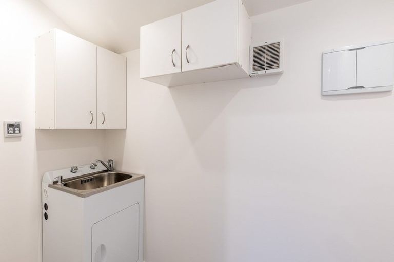 Photo of property in 384 Marine Parade, South New Brighton, Christchurch, 8062