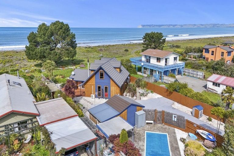 Photo of property in 196 Rarangi Beach Road, Rarangi, Blenheim, 7273