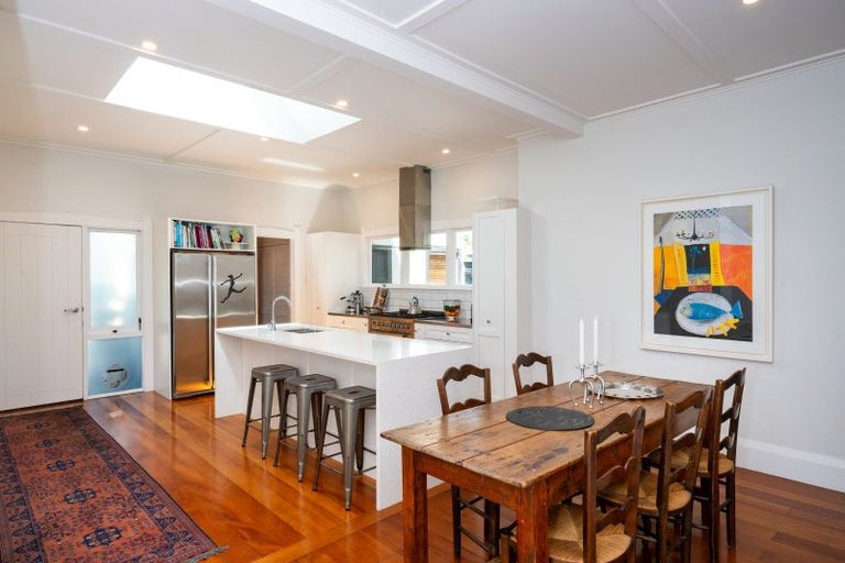 Photo of property in 54 Iona Road, Havelock North, 4130