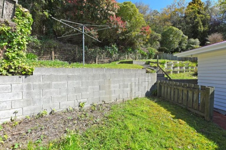 Photo of property in 12 Deller Grove, Silverstream, Upper Hutt, 5019