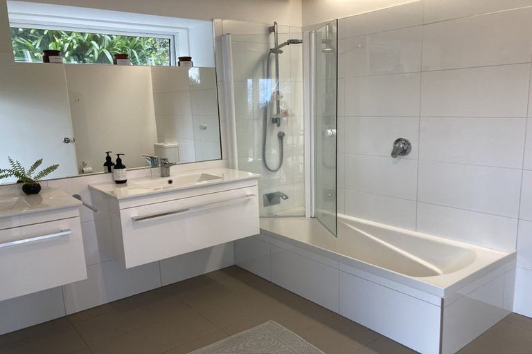 Photo of property in 21 Kabul Street, Khandallah, Wellington, 6035