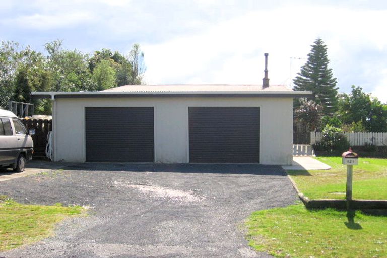 Photo of property in 121 Weka Street, Whangamata, 3620