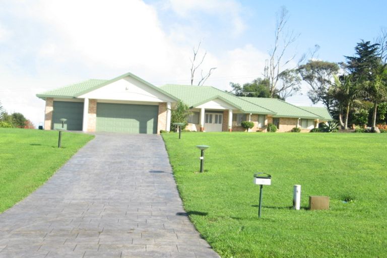 Photo of property in 8 Aunceston Rise, Alfriston, Auckland, 2105