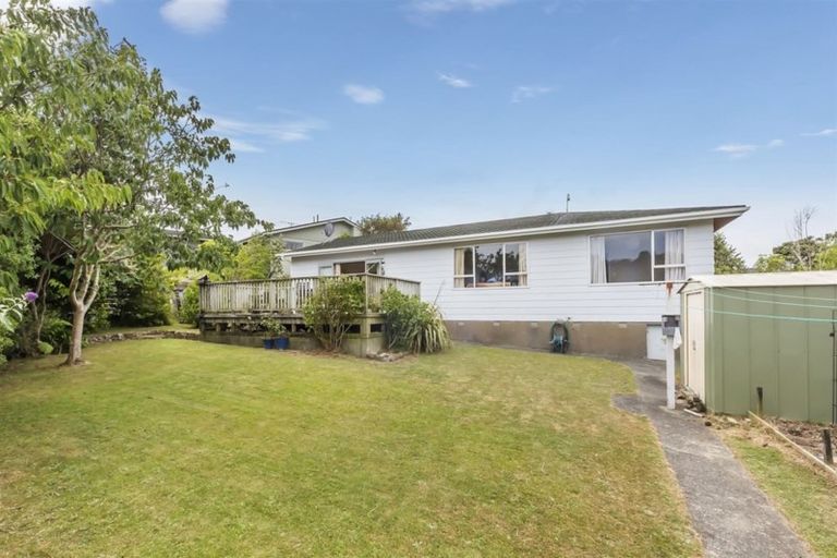 Photo of property in 128 Kahu Road, Paremata, Porirua, 5024