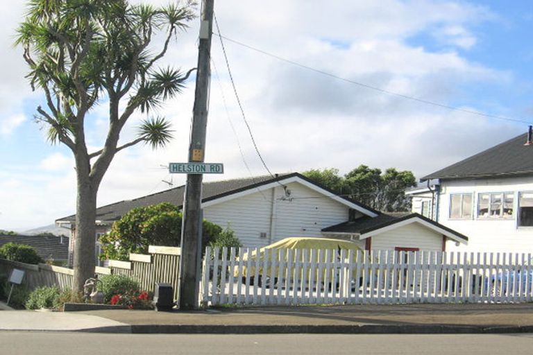 Photo of property in 15 Helston Road, Johnsonville, Wellington, 6037