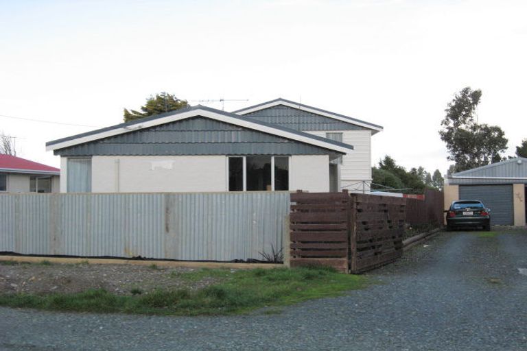 Photo of property in 12 Robert Street, Otatara, Invercargill, 9879
