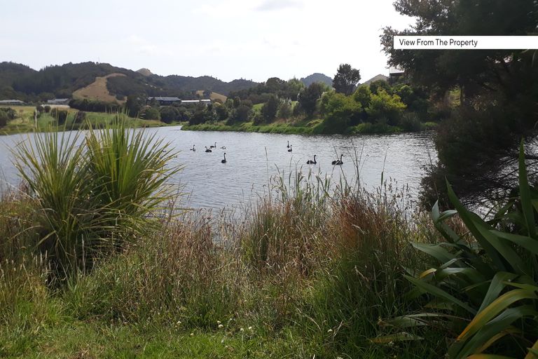 Photo of property in 44 Robert Hastie Drive, Mangawhai, 0573