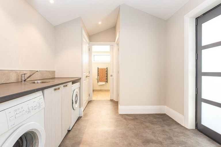 Photo of property in 76 Hawke Street, New Brighton, Christchurch, 8083