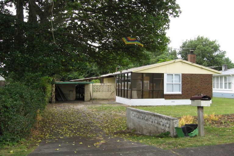 Photo of property in 31 Muir Avenue, Mangere Bridge, Auckland, 2022