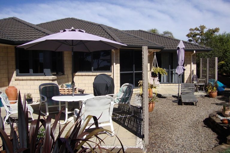 Photo of property in 28 Halyard Loop, Haruru, 0204