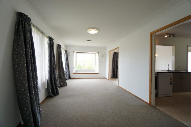 Photo of property in 494 Blockhouse Bay Road, Blockhouse Bay, Auckland, 0600