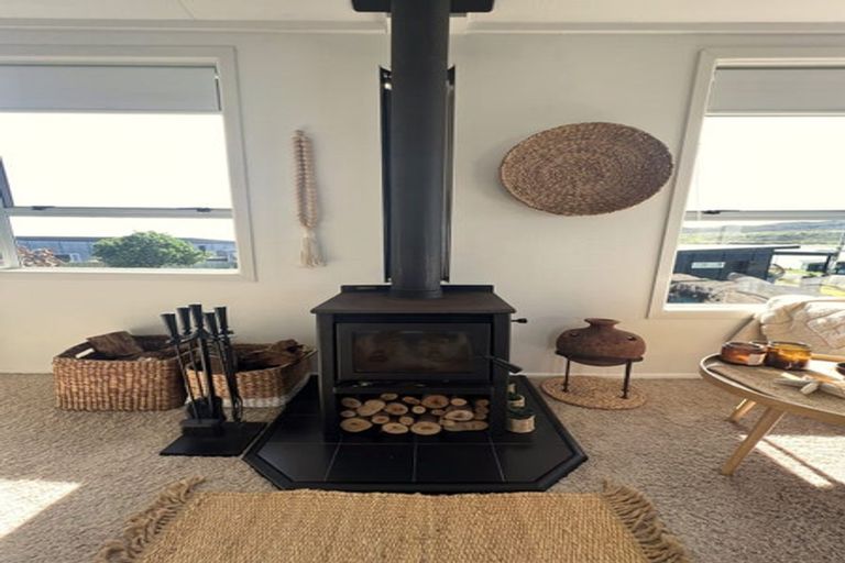 Photo of property in 8 Wainamu Road, Raglan, 3297