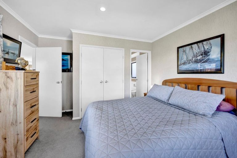 Photo of property in 109 Browne Street, Waitara, 4320