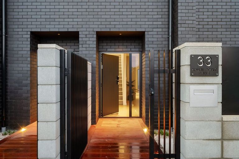 Photo of property in 33 Kauri Point Drive, Rototuna North, Hamilton, 3210