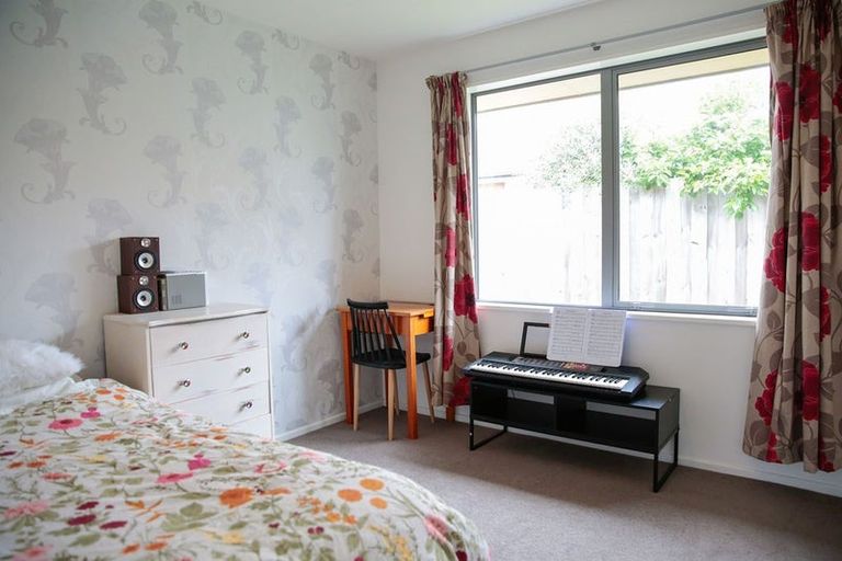 Photo of property in 12 Stonebridge Lane, Oxford, 7430