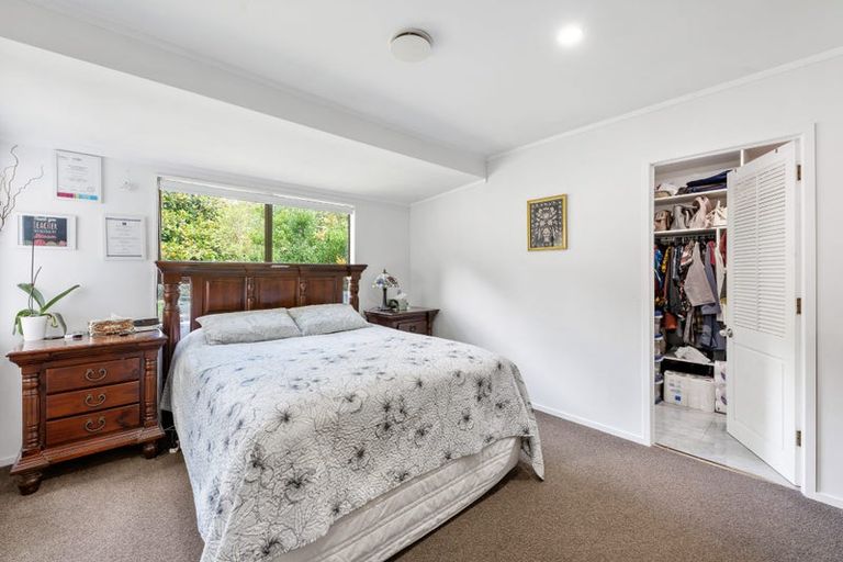 Photo of property in 43 Ohiwa Road, Papakura, 2582