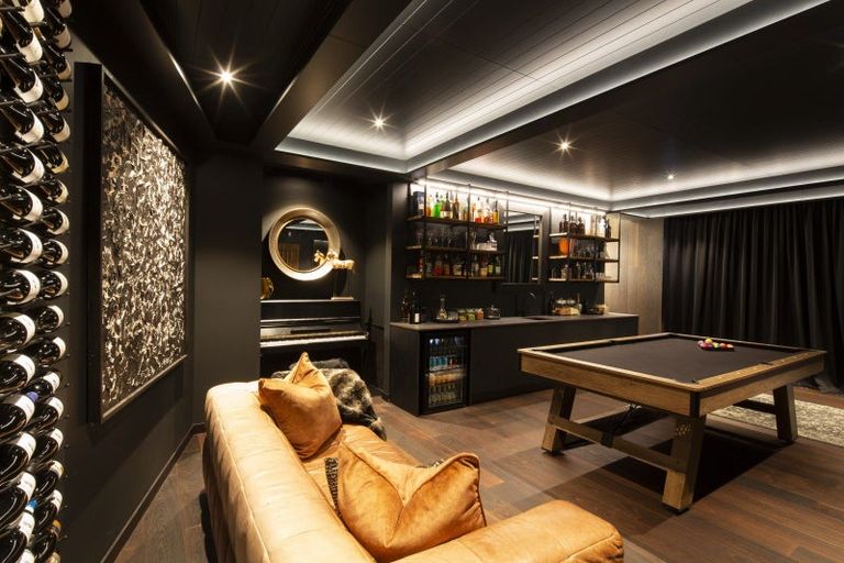 Photo of property in 11 Sunrise Lane, Queenstown, 9300