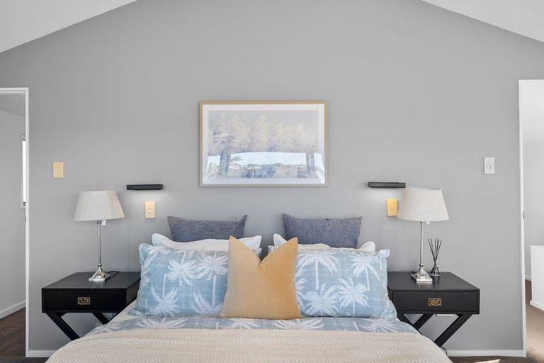 Photo of property in 2c Braemar Road, Rothesay Bay, Auckland, 0630