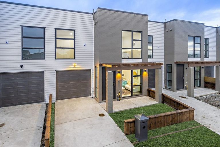 Photo of property in 11 Gum Spear Road, Takanini, 2112