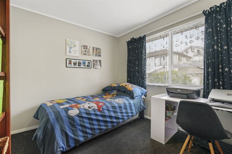 Photo of property in 3/112 Gossamer Drive, Pakuranga Heights, Auckland, 2010