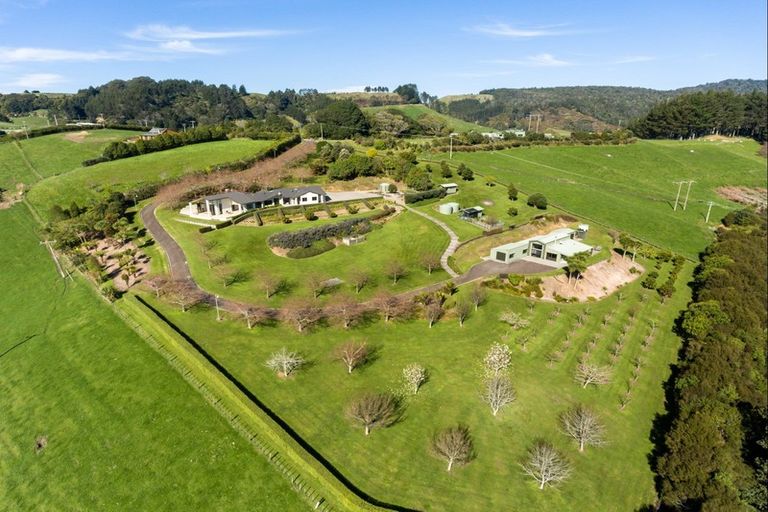 Photo of property in 157b Kaiate Falls Road, Waitao, Tauranga, 3175