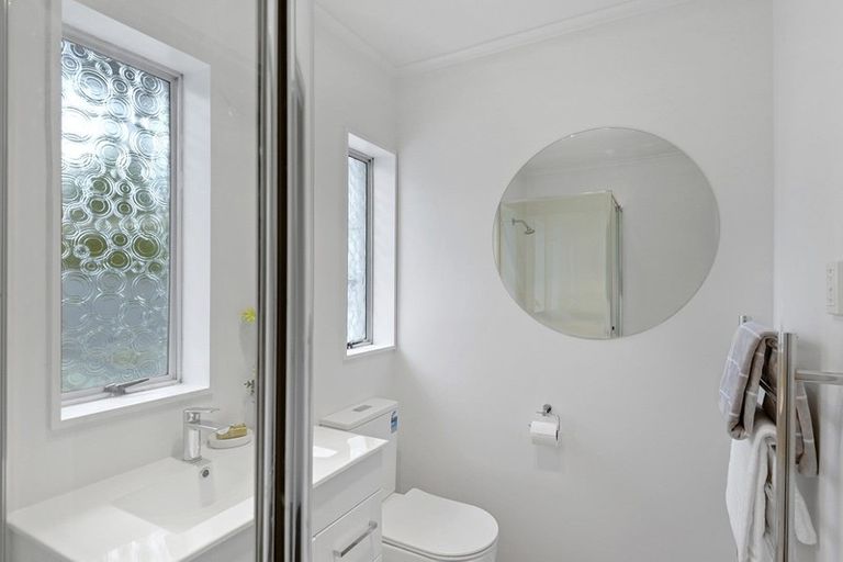 Photo of property in 2/10 Lane Street, Woolston, Christchurch, 8023