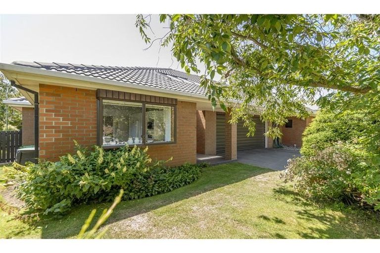 Photo of property in 5 Ilam Park Place, Ilam, Christchurch, 8041