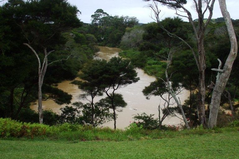 Photo of property in 28 Halyard Loop, Haruru, 0204