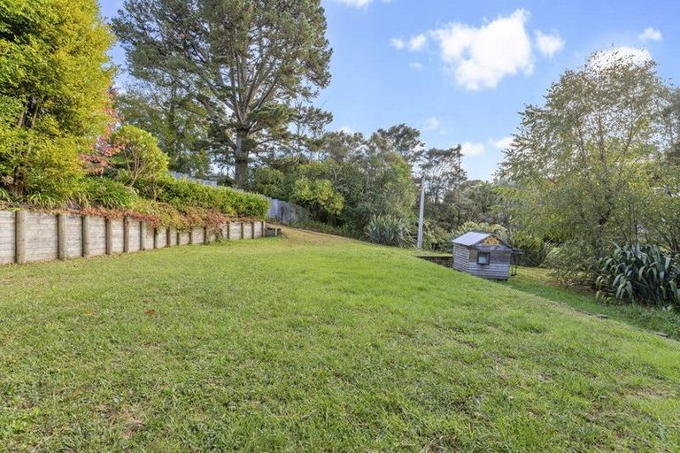 Photo of property in 82b Atkinson Road, Titirangi, Auckland, 0604
