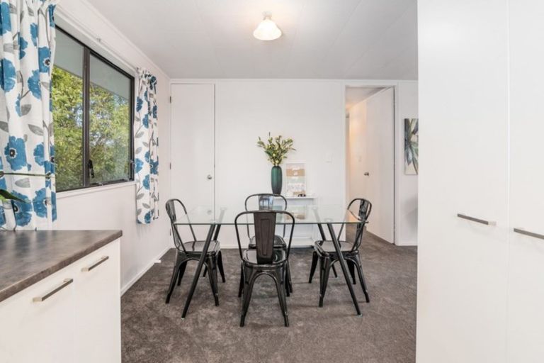 Photo of property in 16 Bronte Place, Owhata, Rotorua, 3010