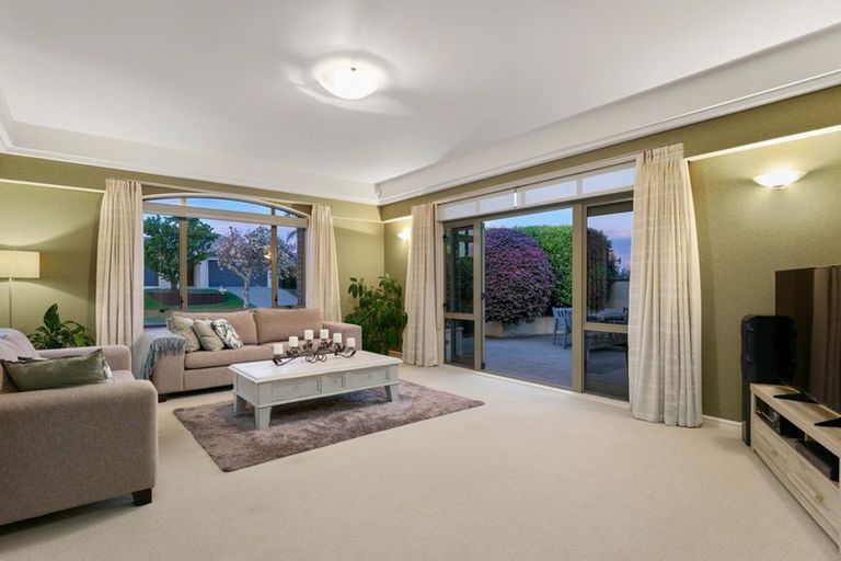 Photo of property in 24 Manor Park Drive, Pyes Pa, Tauranga, 3112