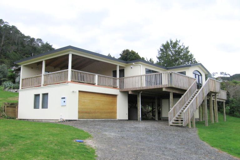 Photo of property in 22 Grierson Close, Hahei, Whitianga, 3591