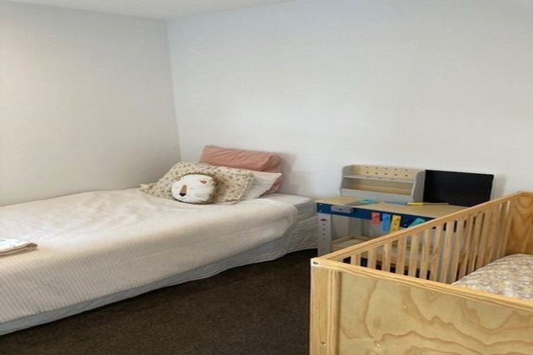 Photo of property in 1/242 Edgeware Road, Edgeware, Christchurch, 8013