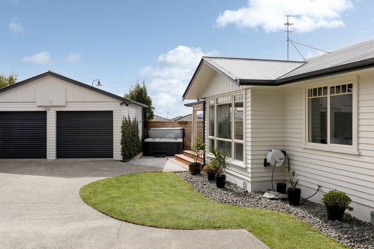 Photo of property in 6 Grantleigh Way, Pyes Pa, Tauranga, 3112