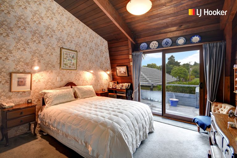 Photo of property in 4 Barling Street, Macandrew Bay, Dunedin, 9014