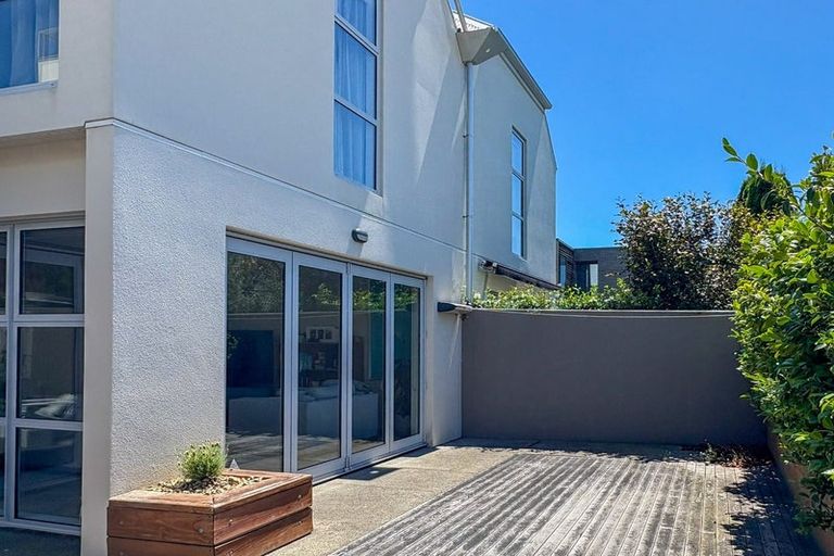 Photo of property in 30 Rhodes Street, Merivale, Christchurch, 8014